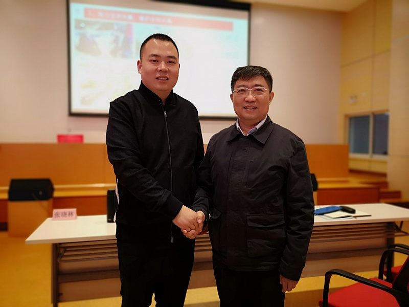 豫商赴滬，共研發(fā)展│許明月董事長參加民建河南省企業(yè)家會(huì)員班培訓(xùn)